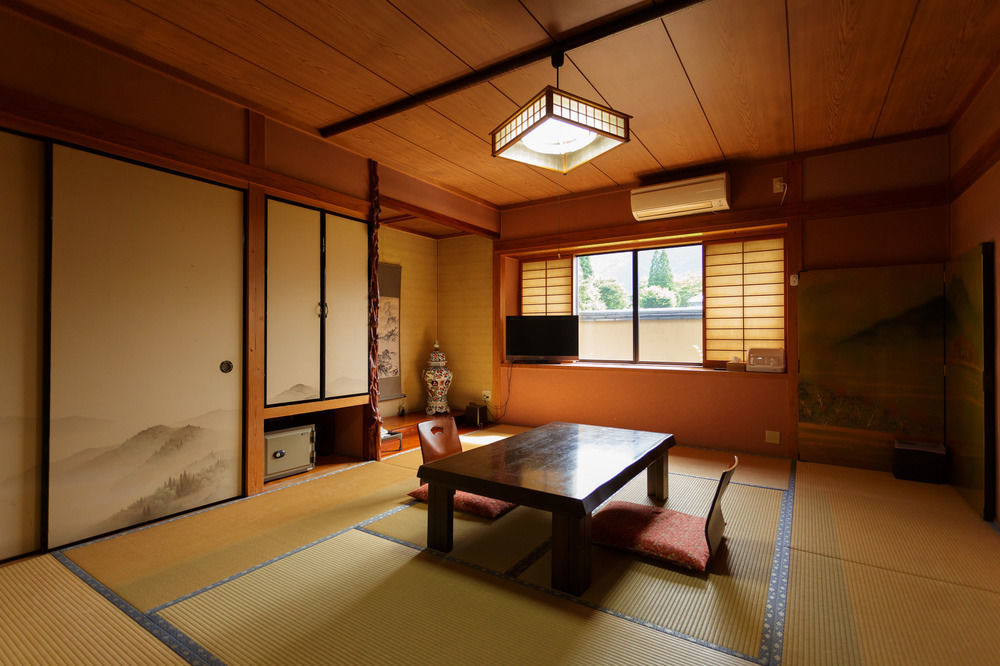 Yufuin Ryokan Nogiku Exterior photo
